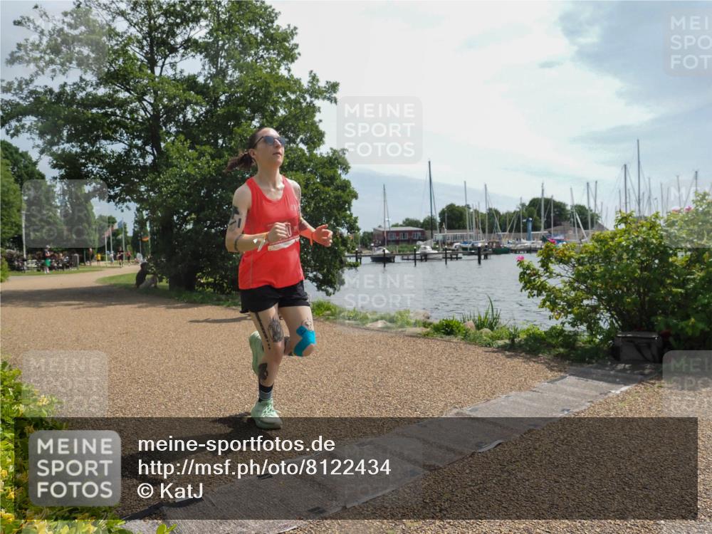 22.06.2025 - Viking Triathlon KatJ http://msf.ph/oto/8122434 22.06.2025 13:03:04 Laufen 620 meine-sportfotos.de