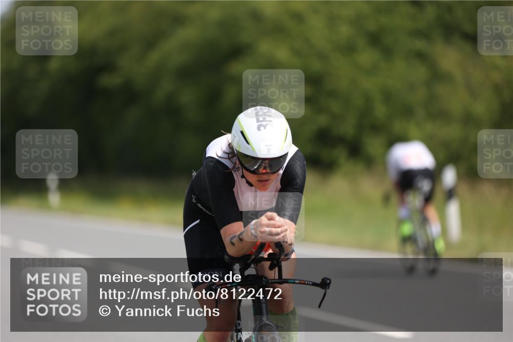 22.06.2025 - Viking Triathlon Yannick Fuchs http://msf.ph/oto/8122472 22.06.2025 11:50:04 Radfahren 11, 33, 150, 182, 257, 376, 553, 638 meine-sportfotos.de