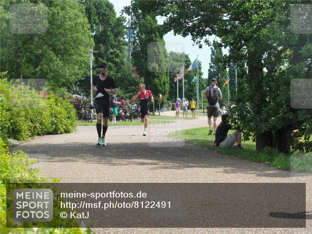 22.06.2025 - Viking Triathlon KatJ http://msf.ph/oto/8122491 22.06.2025 13:03:13 Laufen 311 meine-sportfotos.de