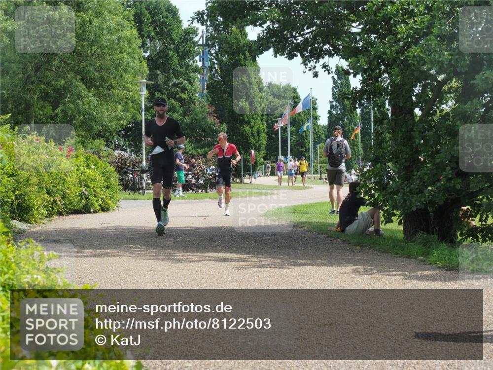 22.06.2025 - Viking Triathlon KatJ http://msf.ph/oto/8122503 22.06.2025 13:03:13 Laufen 311 meine-sportfotos.de