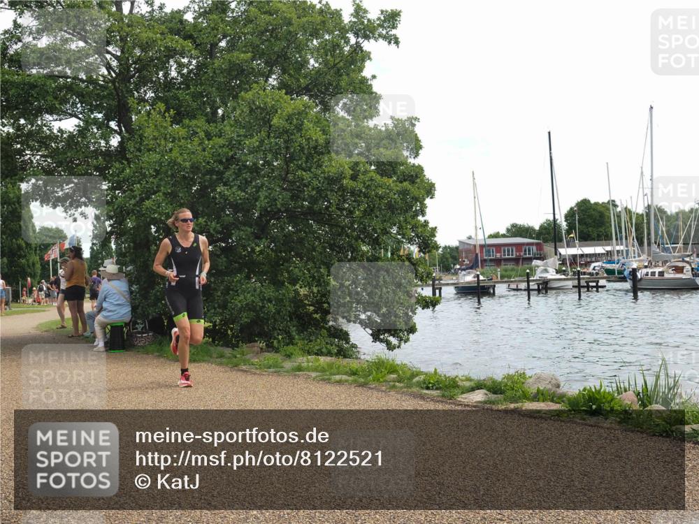 22.06.2025 - Viking Triathlon KatJ http://msf.ph/oto/8122521 22.06.2025 13:34:08 Laufen 606 meine-sportfotos.de