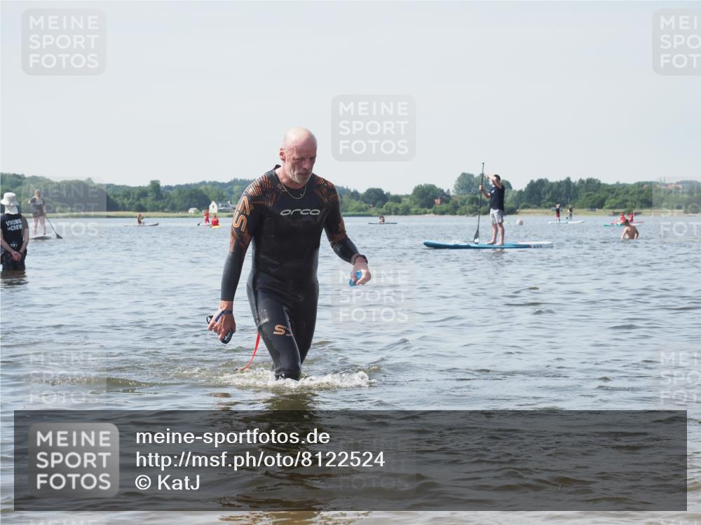 22.06.2025 - Viking Triathlon KatJ http://msf.ph/oto/8122524 22.06.2025 10:51:42 Schwimmen 292, 422 meine-sportfotos.de
