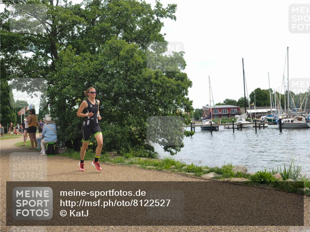 22.06.2025 - Viking Triathlon KatJ http://msf.ph/oto/8122527 22.06.2025 13:34:08 Laufen 606 meine-sportfotos.de