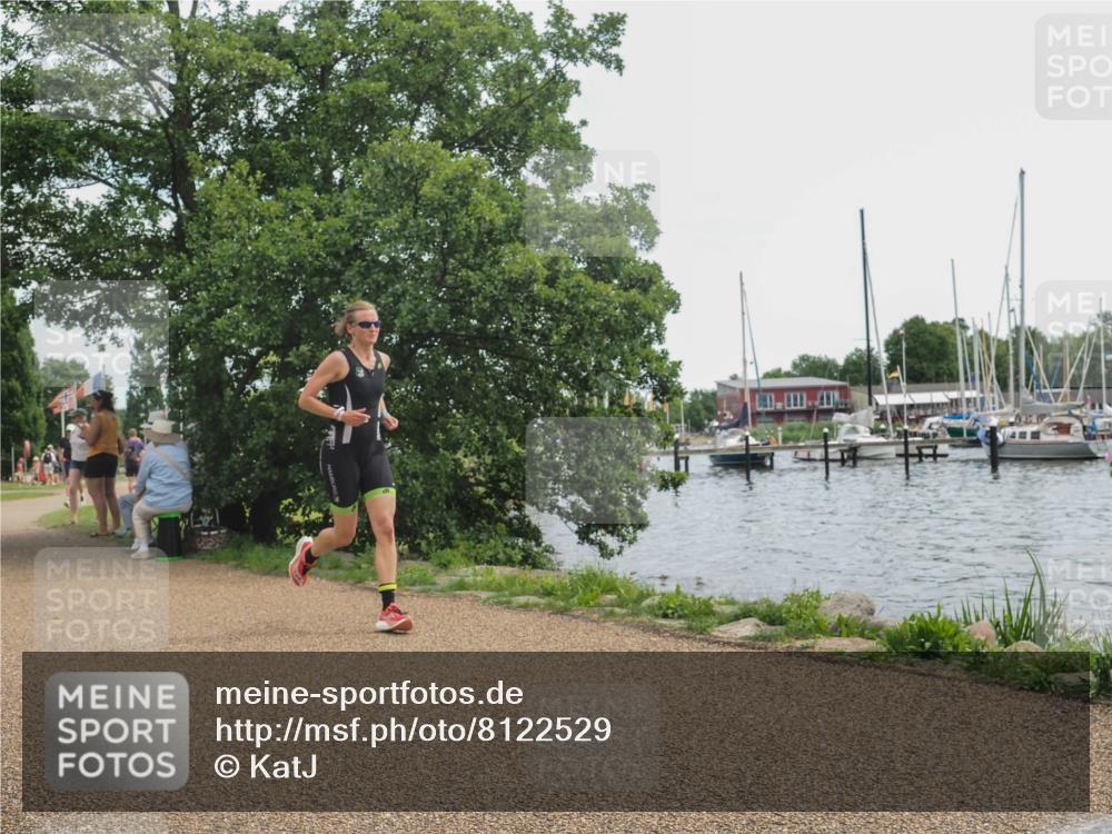 22.06.2025 - Viking Triathlon KatJ http://msf.ph/oto/8122529 22.06.2025 13:34:09 Laufen 606 meine-sportfotos.de