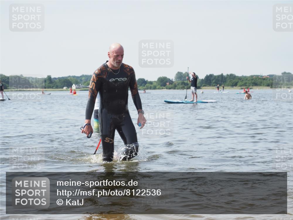 22.06.2025 - Viking Triathlon KatJ http://msf.ph/oto/8122536 22.06.2025 10:51:42 Schwimmen 292, 422 meine-sportfotos.de