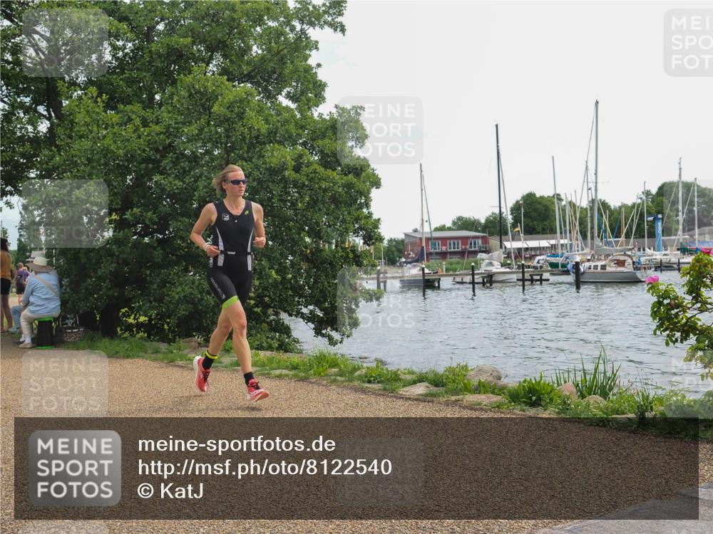 22.06.2025 - Viking Triathlon KatJ http://msf.ph/oto/8122540 22.06.2025 13:34:09 Laufen 606 meine-sportfotos.de