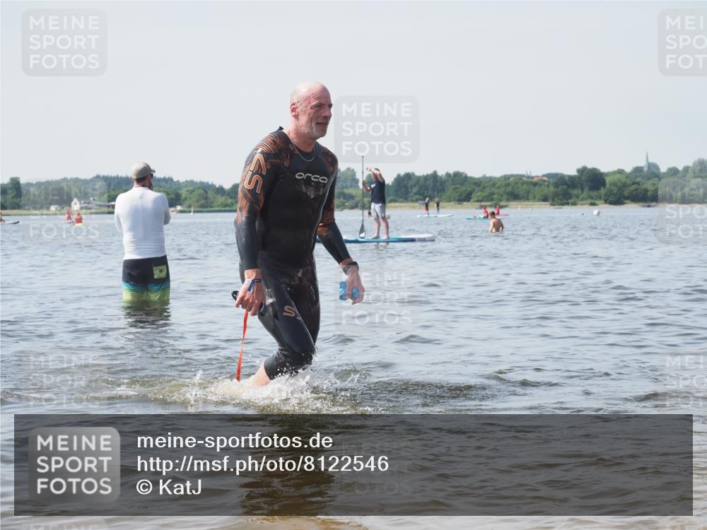 22.06.2025 - Viking Triathlon KatJ http://msf.ph/oto/8122546 22.06.2025 10:51:43 Schwimmen 292, 422 meine-sportfotos.de