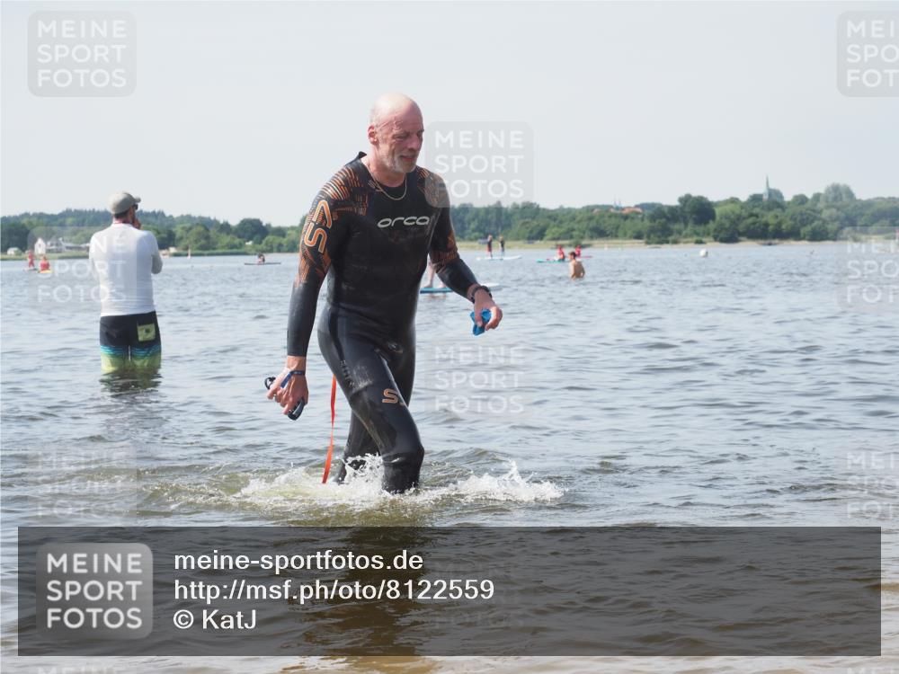 22.06.2025 - Viking Triathlon KatJ http://msf.ph/oto/8122559 22.06.2025 10:51:43 Schwimmen 292, 422 meine-sportfotos.de