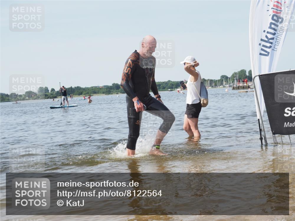 22.06.2025 - Viking Triathlon KatJ http://msf.ph/oto/8122564 22.06.2025 10:51:45 Schwimmen 292 meine-sportfotos.de