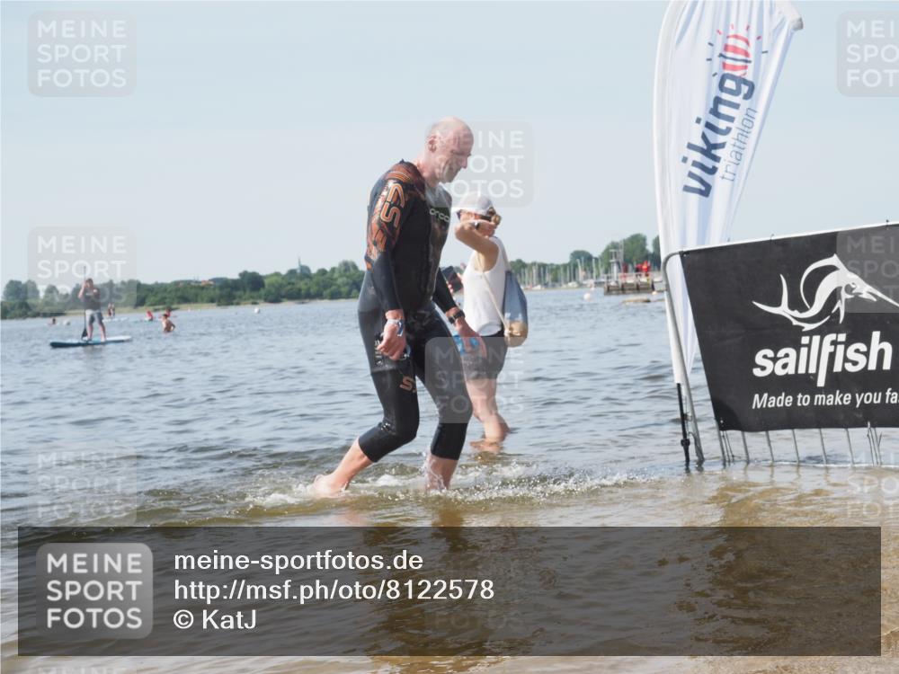 22.06.2025 - Viking Triathlon KatJ http://msf.ph/oto/8122578 22.06.2025 10:51:45 Schwimmen 292 meine-sportfotos.de