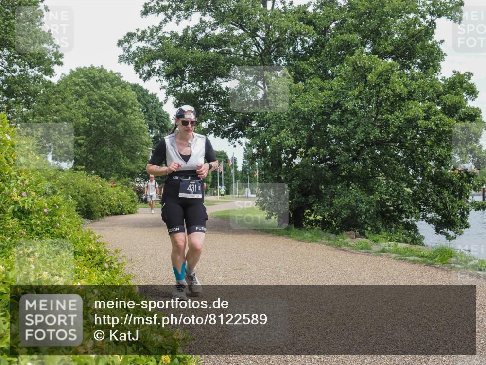 22.06.2025 - Viking Triathlon KatJ http://msf.ph/oto/8122589 22.06.2025 15:17:05 Laufen 431 meine-sportfotos.de