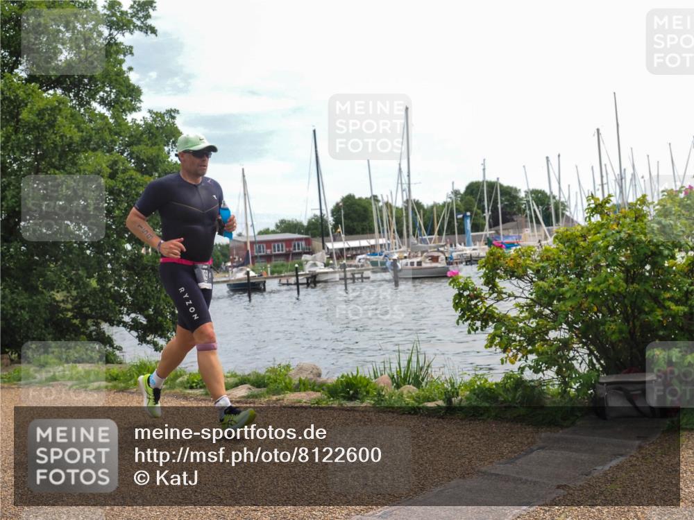 22.06.2025 - Viking Triathlon KatJ http://msf.ph/oto/8122600 22.06.2025 13:34:17 Laufen 159 meine-sportfotos.de