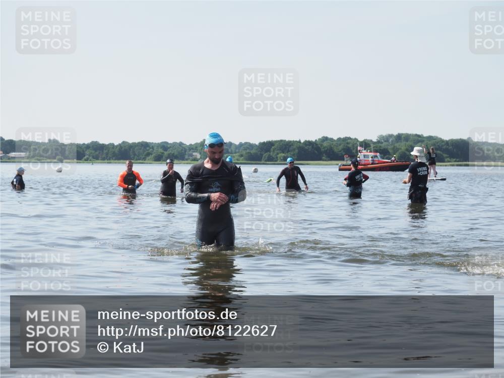22.06.2025 - Viking Triathlon KatJ http://msf.ph/oto/8122627 22.06.2025 10:52:03 Schwimmen 169, 542 meine-sportfotos.de
