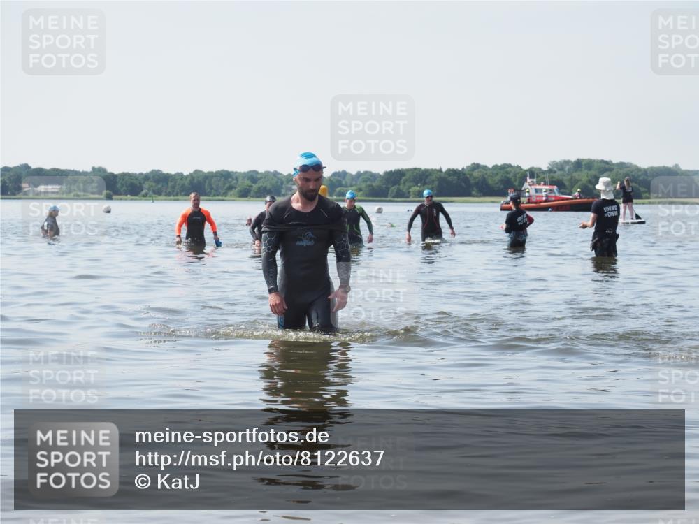 22.06.2025 - Viking Triathlon KatJ http://msf.ph/oto/8122637 22.06.2025 10:52:04 Schwimmen 169, 542 meine-sportfotos.de