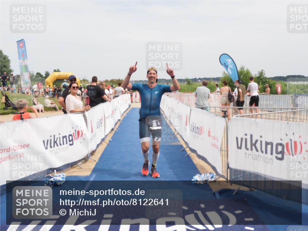 22.06.2025 - Viking Triathlon MichiJ http://msf.ph/oto/8122641 22.06.2025 15:13:47 Ziel 95, 602 meine-sportfotos.de
