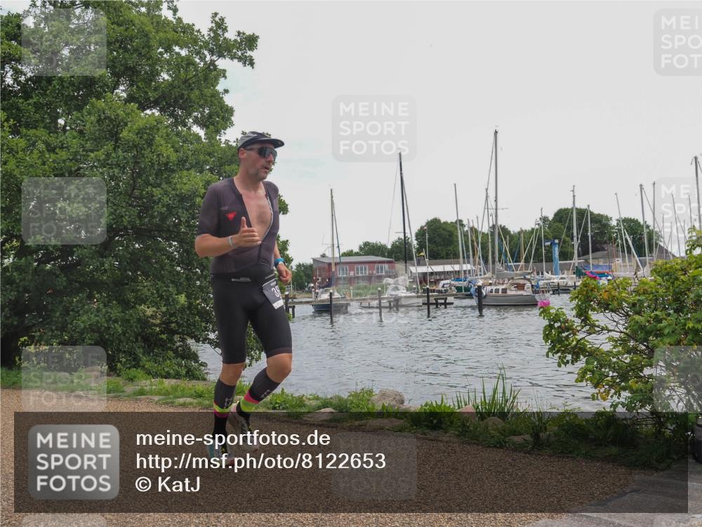 22.06.2025 - Viking Triathlon KatJ http://msf.ph/oto/8122653 22.06.2025 13:34:34 Laufen 367 meine-sportfotos.de
