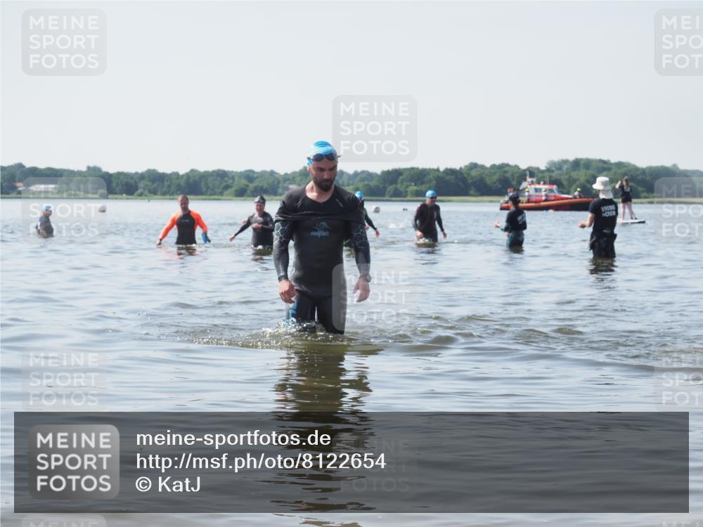 22.06.2025 - Viking Triathlon KatJ http://msf.ph/oto/8122654 22.06.2025 10:52:04 Schwimmen 169, 542 meine-sportfotos.de
