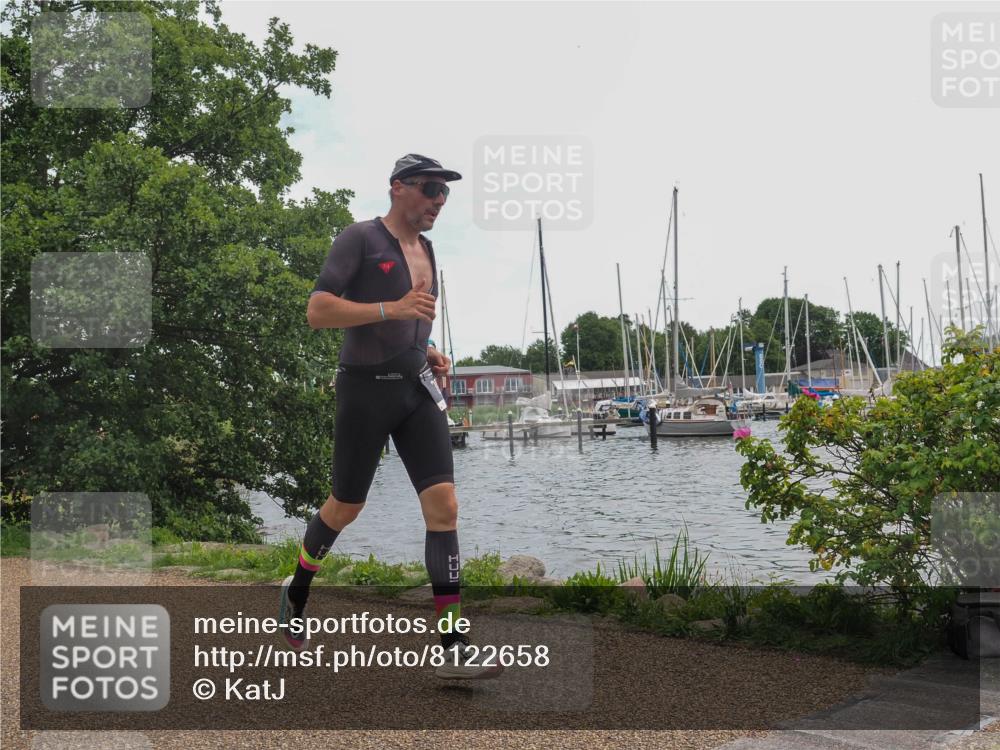 22.06.2025 - Viking Triathlon KatJ http://msf.ph/oto/8122658 22.06.2025 13:34:34 Laufen 367 meine-sportfotos.de