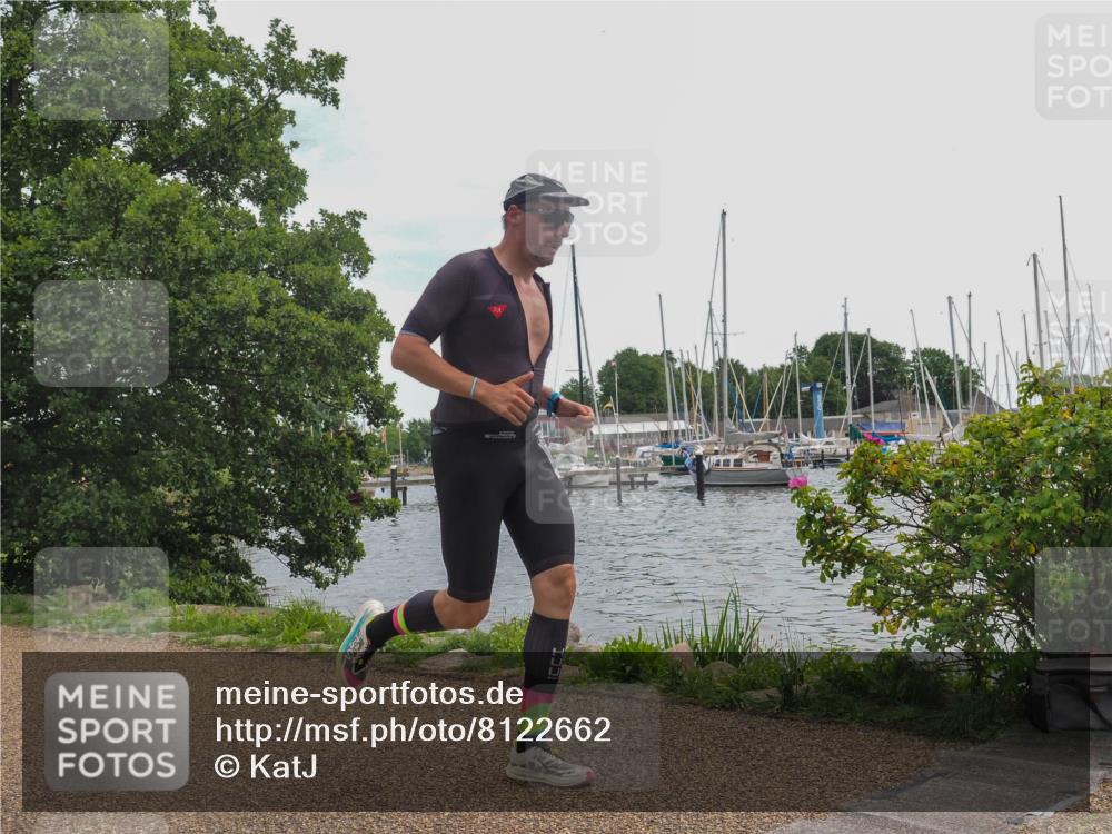 22.06.2025 - Viking Triathlon KatJ http://msf.ph/oto/8122662 22.06.2025 13:34:34 Laufen 367 meine-sportfotos.de