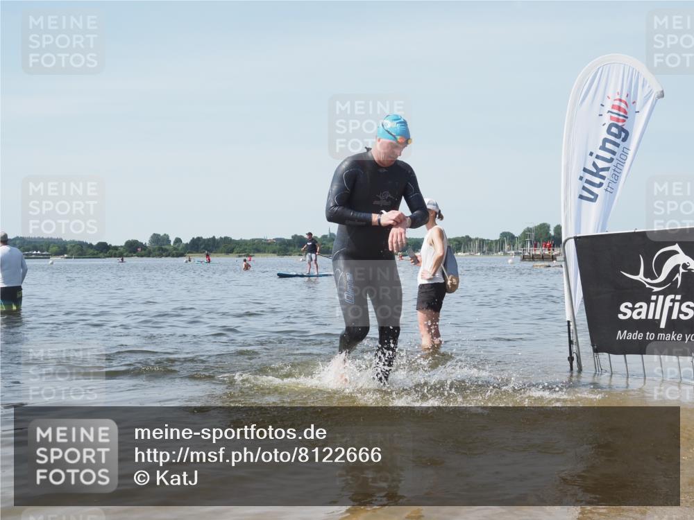 22.06.2025 - Viking Triathlon KatJ http://msf.ph/oto/8122666 22.06.2025 10:52:06 Schwimmen 169, 542 meine-sportfotos.de