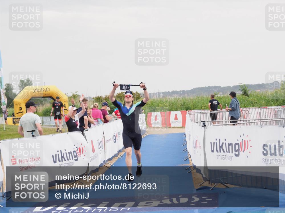 22.06.2025 - Viking Triathlon MichiJ http://msf.ph/oto/8122693 22.06.2025 16:38:27 Ziel 496 meine-sportfotos.de