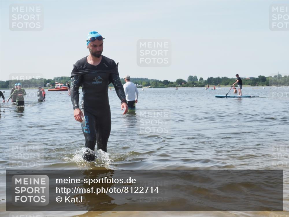 22.06.2025 - Viking Triathlon KatJ http://msf.ph/oto/8122714 22.06.2025 10:52:10 Schwimmen 116, 169, 481, 542 meine-sportfotos.de