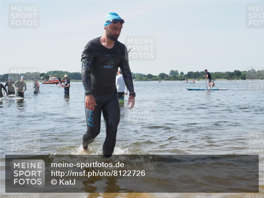 22.06.2025 - Viking Triathlon KatJ http://msf.ph/oto/8122726 22.06.2025 10:52:11 Schwimmen 116, 136, 481, 542 meine-sportfotos.de