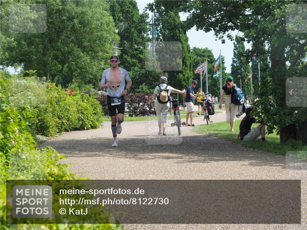 22.06.2025 - Viking Triathlon KatJ http://msf.ph/oto/8122730 22.06.2025 13:03:30 Laufen 242 meine-sportfotos.de