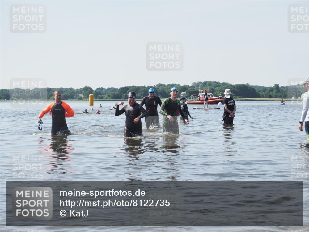 22.06.2025 - Viking Triathlon KatJ http://msf.ph/oto/8122735 22.06.2025 10:52:15 Schwimmen 116, 136, 481, 490, 542 meine-sportfotos.de