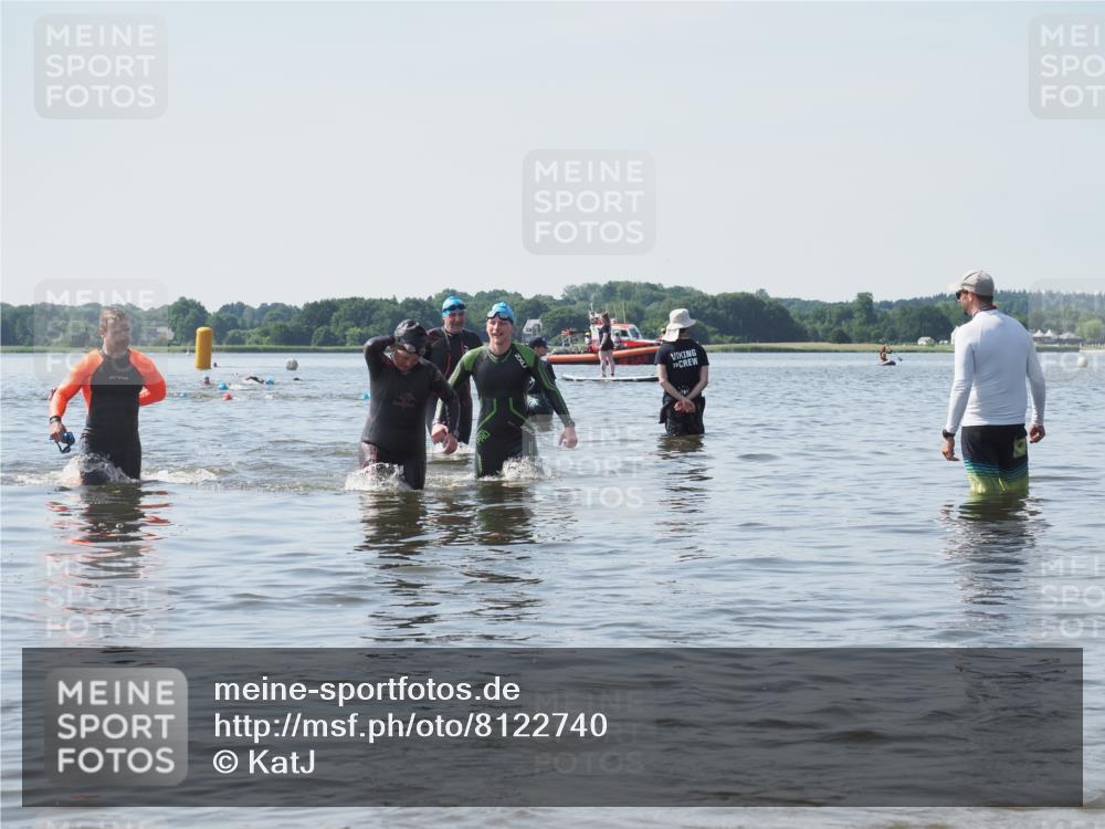 22.06.2025 - Viking Triathlon KatJ http://msf.ph/oto/8122740 22.06.2025 10:52:15 Schwimmen 116, 136, 481, 490, 542 meine-sportfotos.de