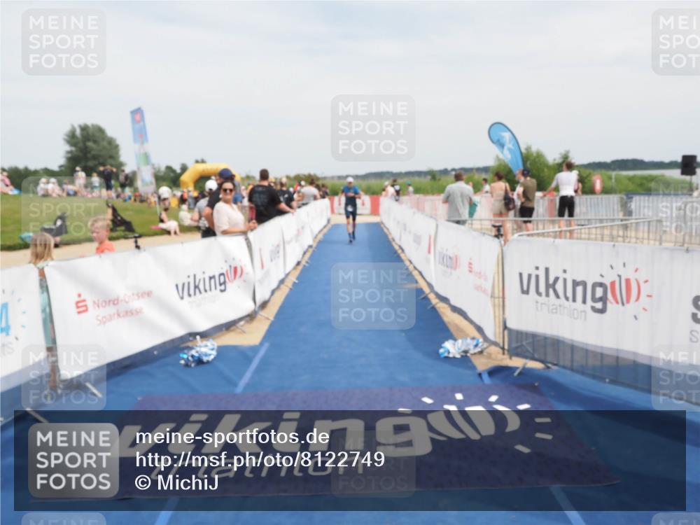 22.06.2025 - Viking Triathlon MichiJ http://msf.ph/oto/8122749 22.06.2025 15:13:52 Ziel 95, 226 meine-sportfotos.de