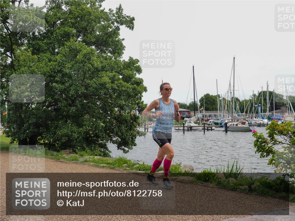 22.06.2025 - Viking Triathlon KatJ http://msf.ph/oto/8122758 22.06.2025 15:17:45 Laufen 197 meine-sportfotos.de