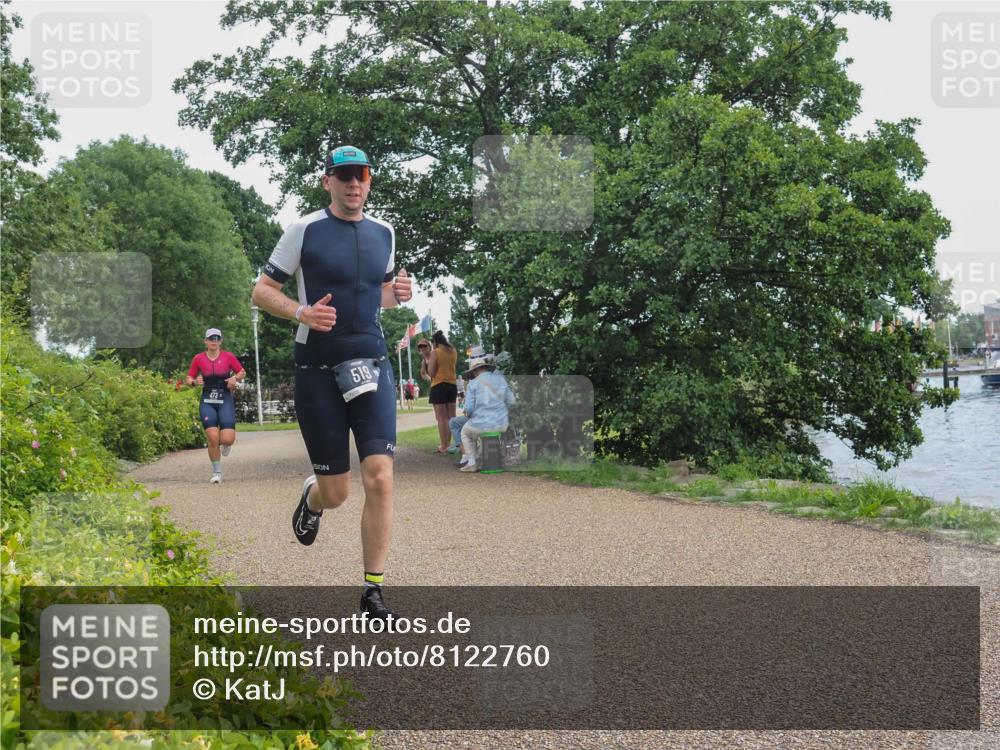 22.06.2025 - Viking Triathlon KatJ http://msf.ph/oto/8122760 22.06.2025 13:35:00 Laufen 473, 519 meine-sportfotos.de
