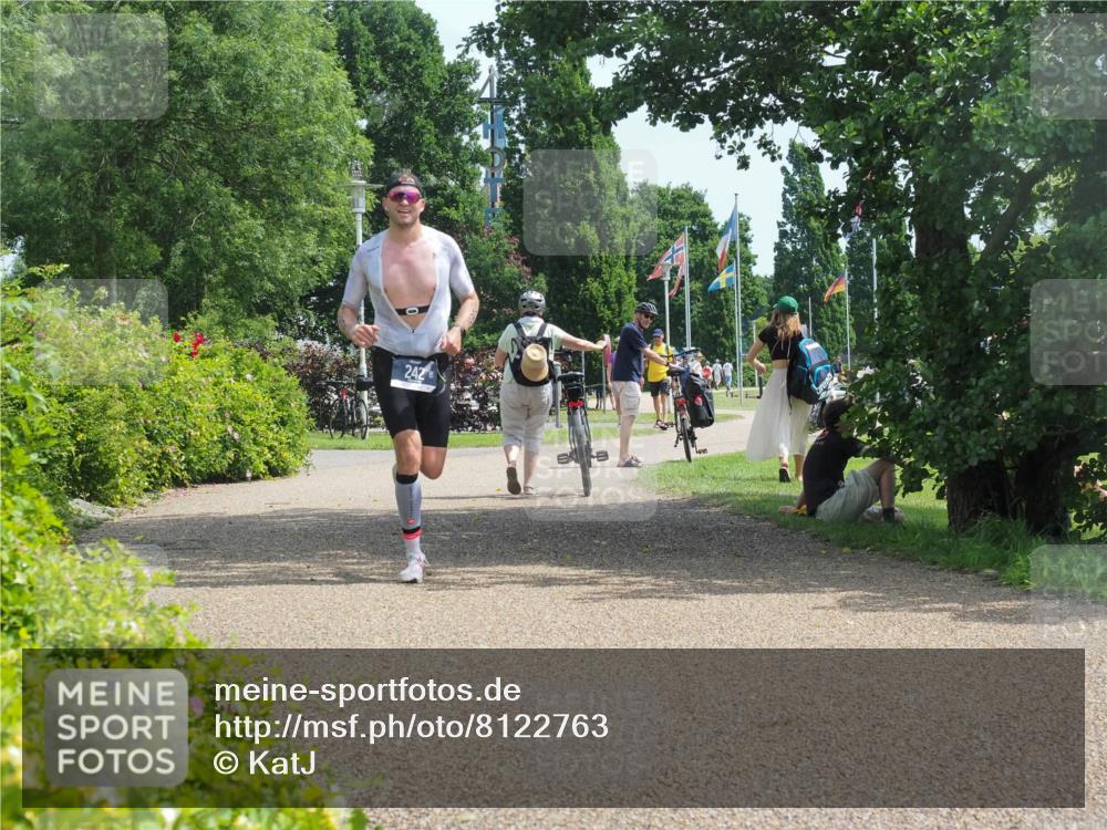 22.06.2025 - Viking Triathlon KatJ http://msf.ph/oto/8122763 22.06.2025 13:03:30 Laufen 242 meine-sportfotos.de