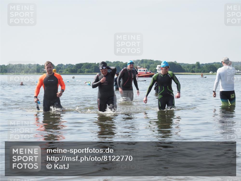 22.06.2025 - Viking Triathlon KatJ http://msf.ph/oto/8122770 22.06.2025 10:52:19 Schwimmen 116, 136, 481, 490 meine-sportfotos.de