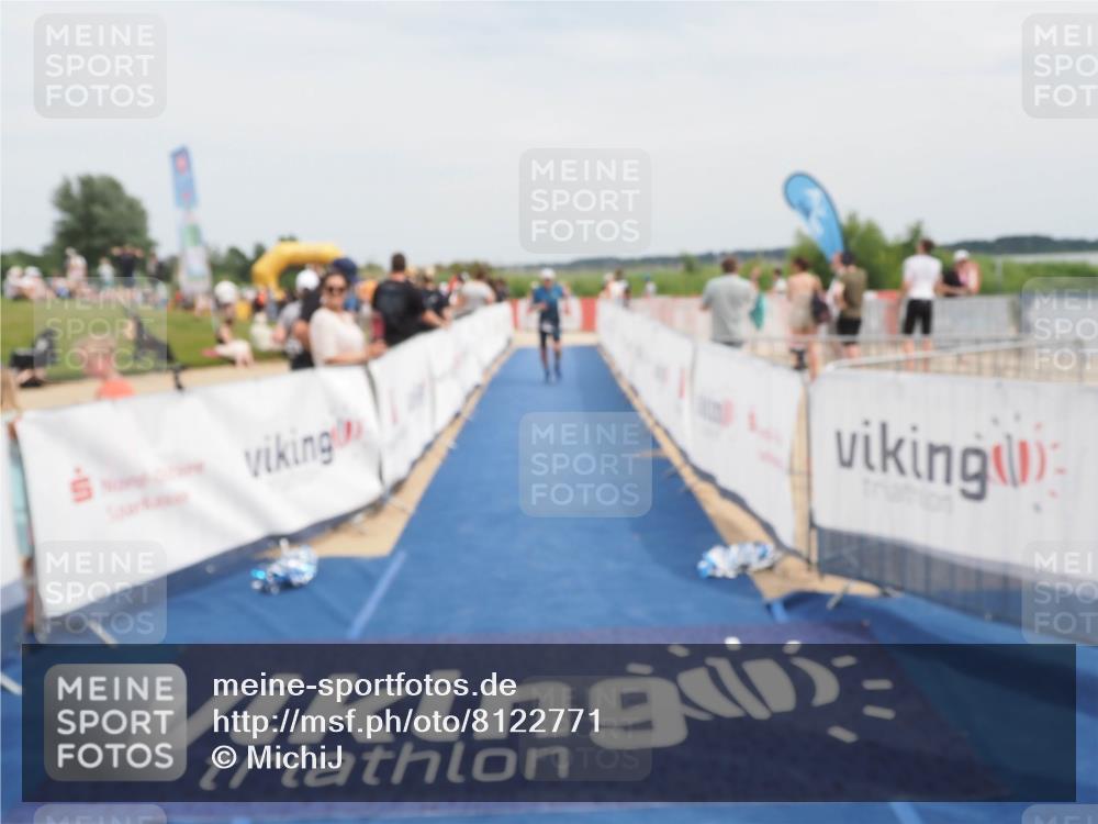 22.06.2025 - Viking Triathlon MichiJ http://msf.ph/oto/8122771 22.06.2025 15:13:52 Ziel 95, 226 meine-sportfotos.de