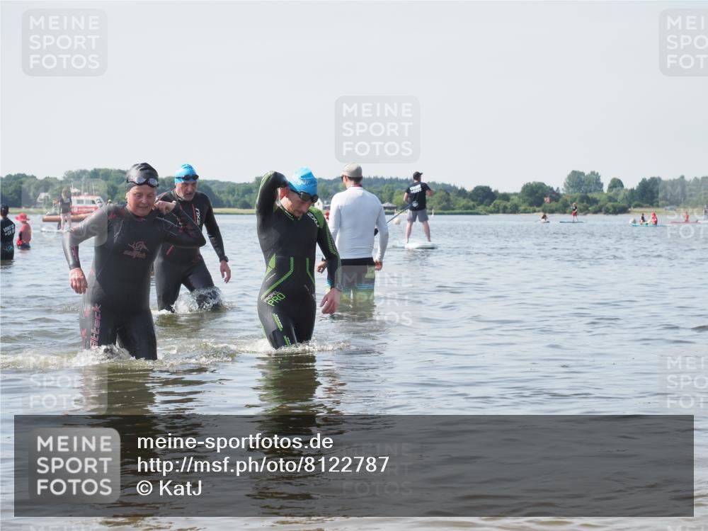 22.06.2025 - Viking Triathlon KatJ http://msf.ph/oto/8122787 22.06.2025 10:52:22 Schwimmen 116, 136, 481, 490 meine-sportfotos.de