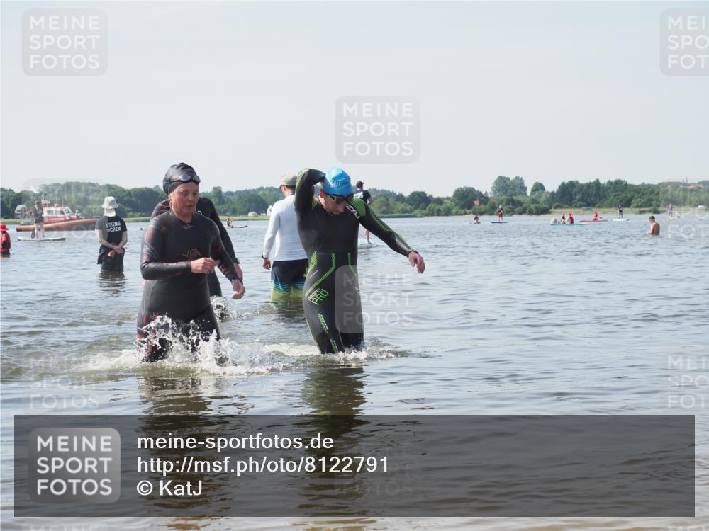 22.06.2025 - Viking Triathlon KatJ http://msf.ph/oto/8122791 22.06.2025 10:52:23 Schwimmen 116, 136, 481, 490 meine-sportfotos.de