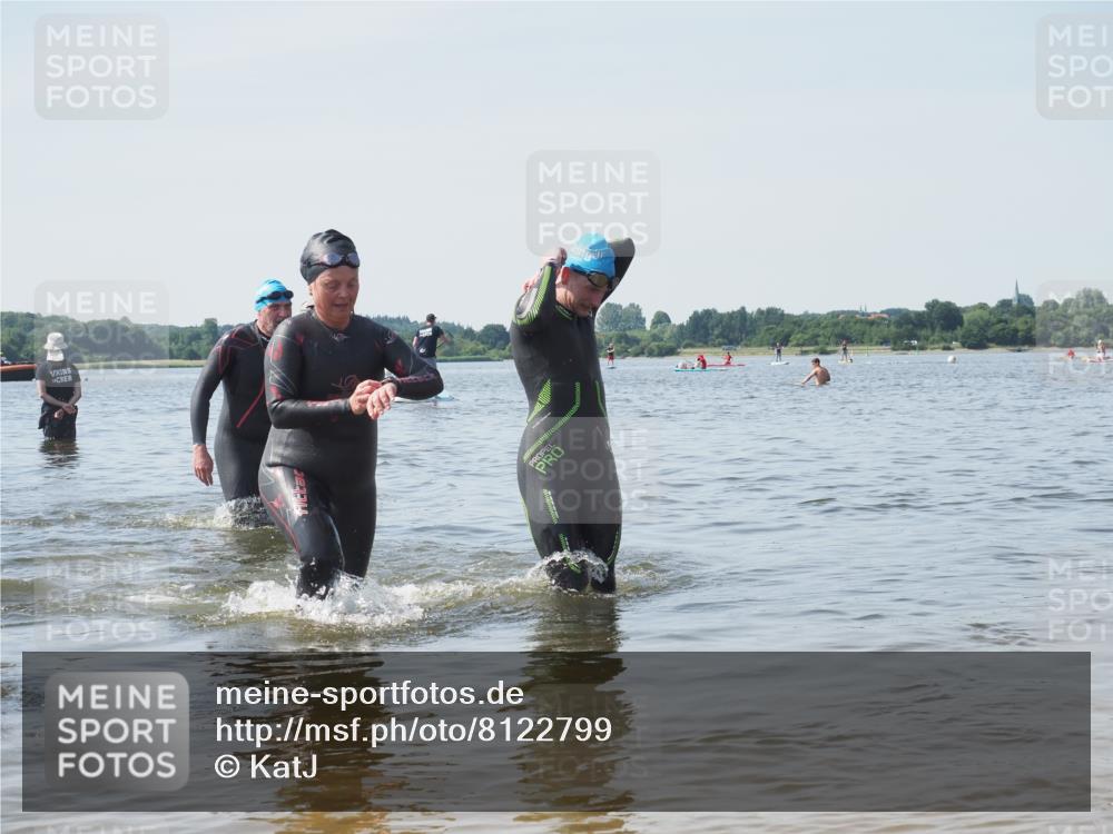 22.06.2025 - Viking Triathlon KatJ http://msf.ph/oto/8122799 22.06.2025 10:52:25 Schwimmen 116, 136, 481, 490 meine-sportfotos.de