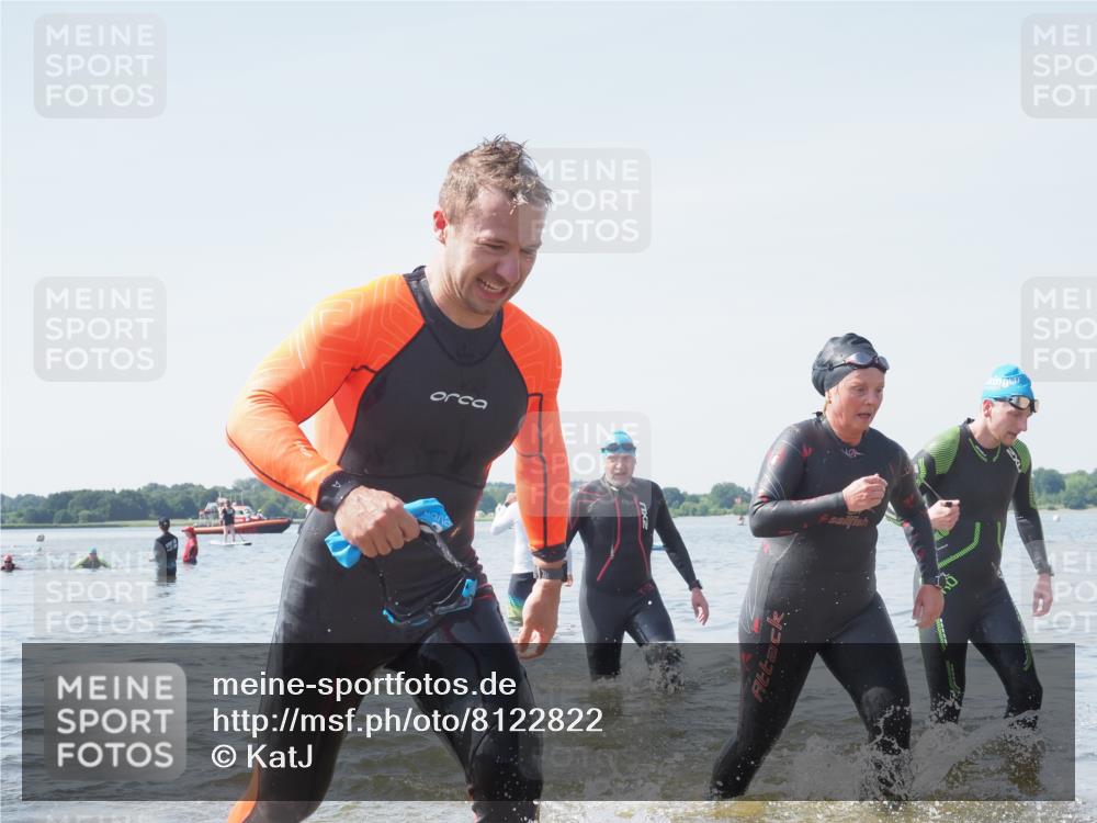 22.06.2025 - Viking Triathlon KatJ http://msf.ph/oto/8122822 22.06.2025 10:52:27 Schwimmen 116, 136, 481, 490 meine-sportfotos.de