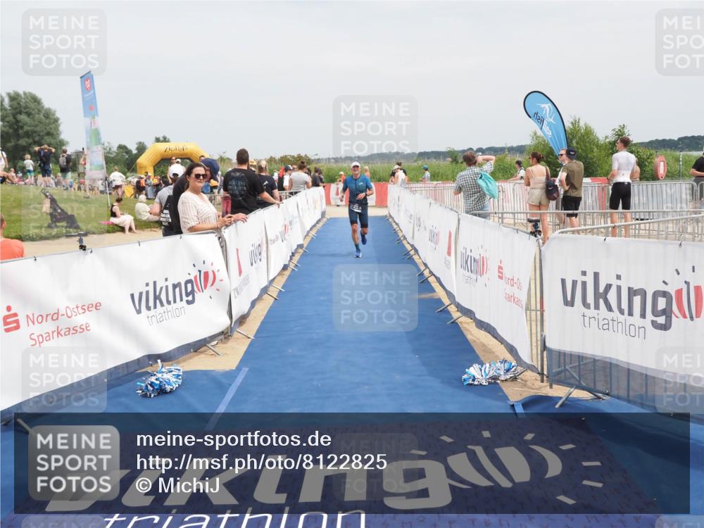 22.06.2025 - Viking Triathlon MichiJ http://msf.ph/oto/8122825 22.06.2025 15:13:53 Ziel 226 meine-sportfotos.de
