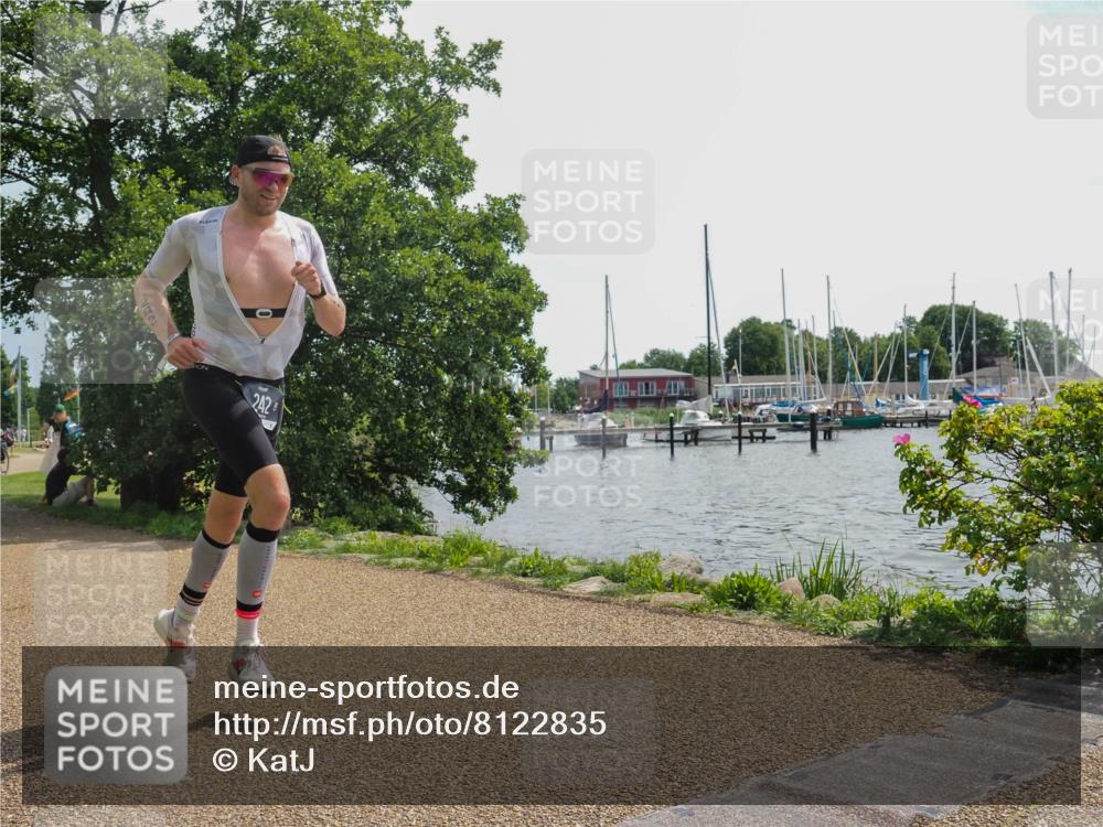 22.06.2025 - Viking Triathlon KatJ http://msf.ph/oto/8122835 22.06.2025 13:03:32 Laufen 242 meine-sportfotos.de