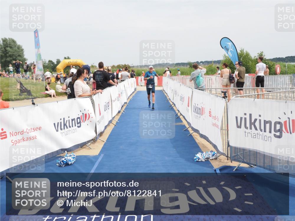 22.06.2025 - Viking Triathlon MichiJ http://msf.ph/oto/8122841 22.06.2025 15:13:53 Ziel 226 meine-sportfotos.de