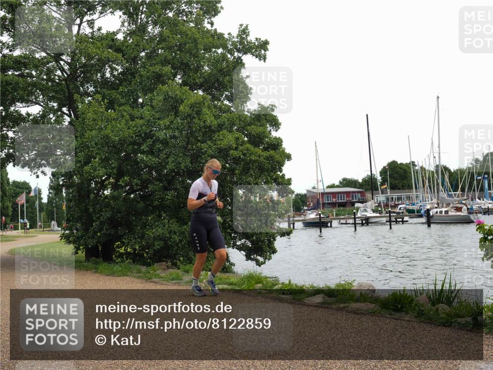 22.06.2025 - Viking Triathlon KatJ http://msf.ph/oto/8122859 22.06.2025 15:18:03 Laufen 18 meine-sportfotos.de