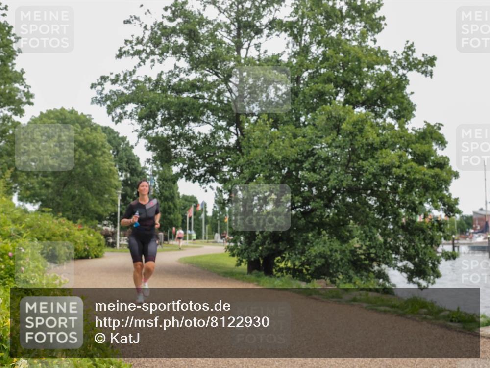 22.06.2025 - Viking Triathlon KatJ http://msf.ph/oto/8122930 22.06.2025 15:18:10 Laufen 408 meine-sportfotos.de