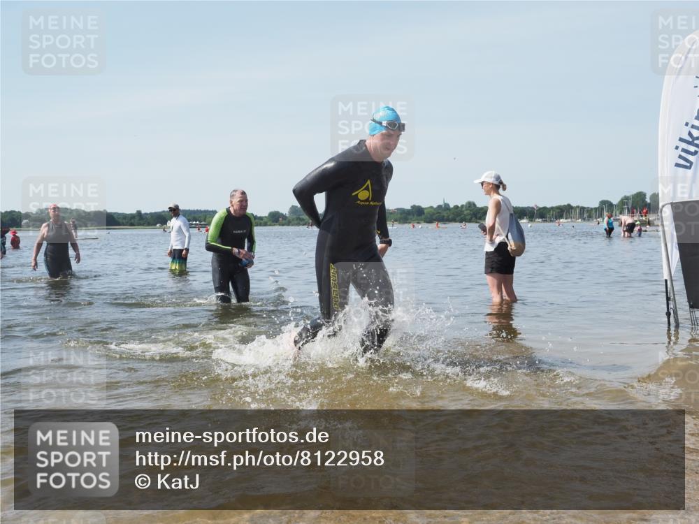 22.06.2025 - Viking Triathlon KatJ http://msf.ph/oto/8122958 22.06.2025 10:53:01 Schwimmen 106, 160, 470, 640, 656 meine-sportfotos.de