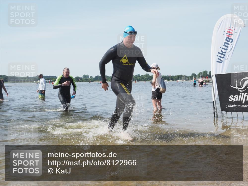 22.06.2025 - Viking Triathlon KatJ http://msf.ph/oto/8122966 22.06.2025 10:53:01 Schwimmen 106, 160, 470, 640, 656 meine-sportfotos.de