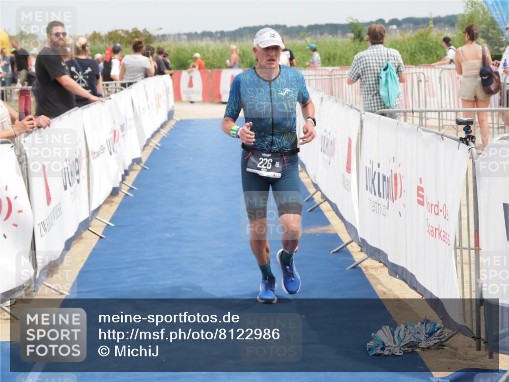 22.06.2025 - Viking Triathlon MichiJ http://msf.ph/oto/8122986 22.06.2025 15:13:55 Ziel 226 meine-sportfotos.de