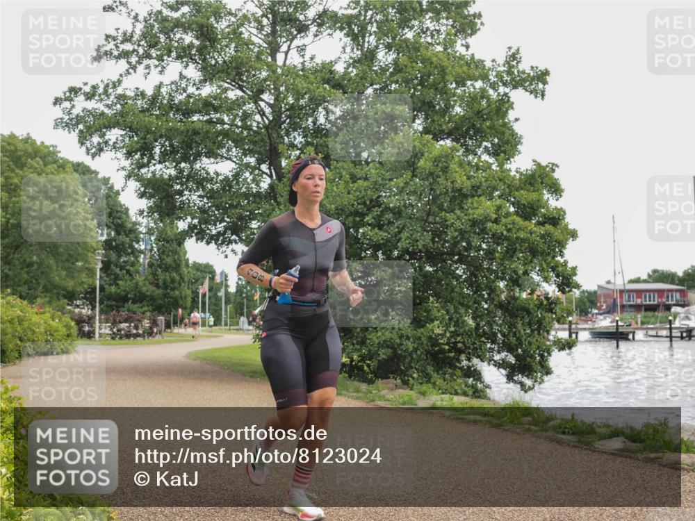 22.06.2025 - Viking Triathlon KatJ http://msf.ph/oto/8123024 22.06.2025 15:18:12 Laufen 408 meine-sportfotos.de