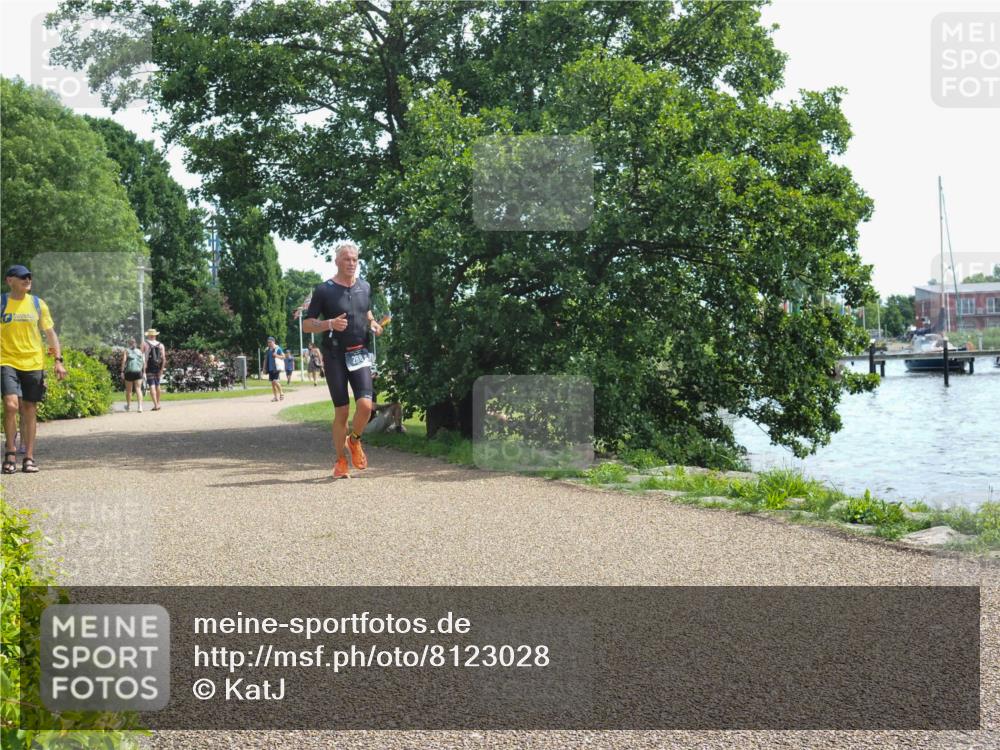 22.06.2025 - Viking Triathlon KatJ http://msf.ph/oto/8123028 22.06.2025 13:04:04 Laufen 288 meine-sportfotos.de